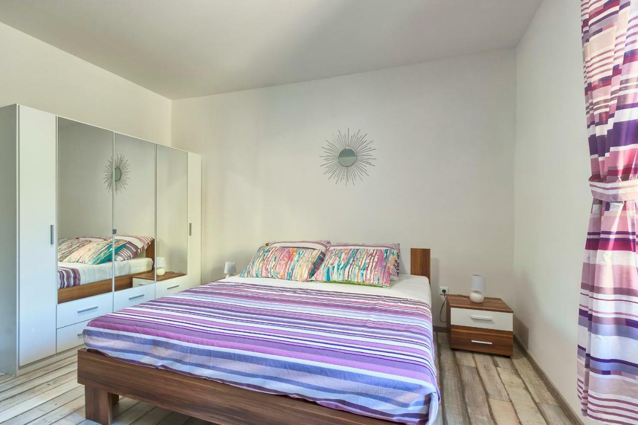 Amfiteatar Moris Apartmán *